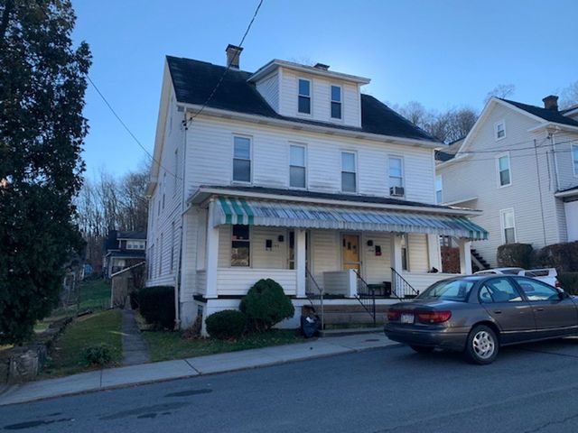 192-194 Derby St, Johnstown, PA 15905