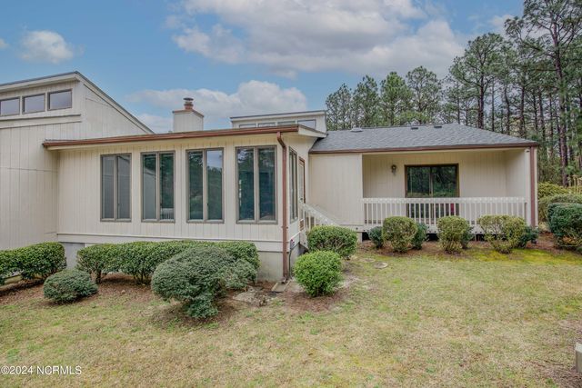 40 Martin Dr #A, Whispering Pines, NC 28327