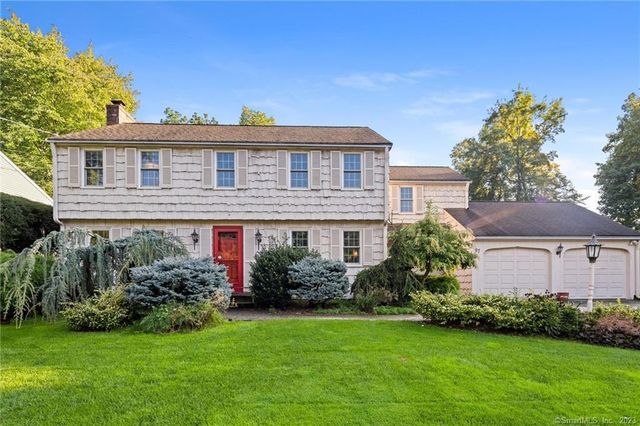 97 Cliffmore Rd, West Hartford, CT 06107