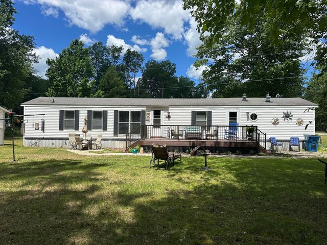 1859 Pratt Lake Rd, Gladwin, MI 48624