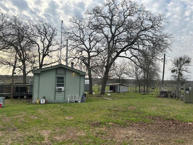 1322 Pettytown Rd, Dale, TX 78616