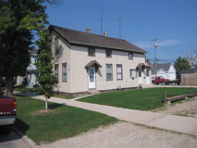 1313 N  11th St, Sheboygan, WI 53081