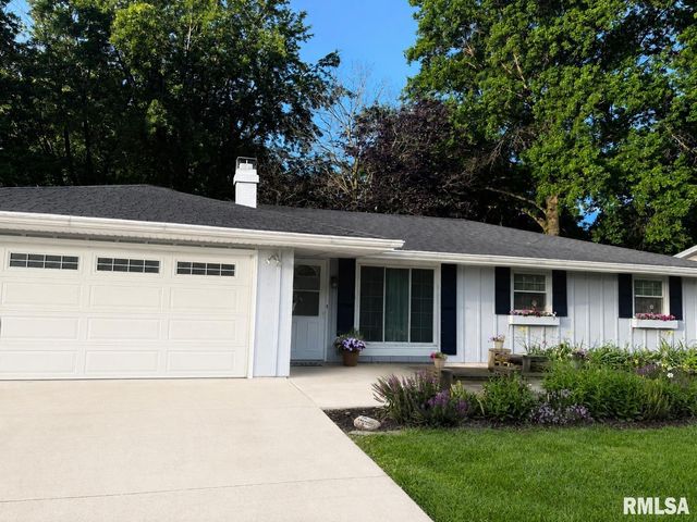 106 Duever St, East Peoria, IL 61611