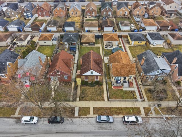 10941 S  Avenue C, Chicago, IL 60617
