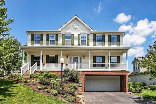 1909 Colonial Dr, Sewickley, PA 15143