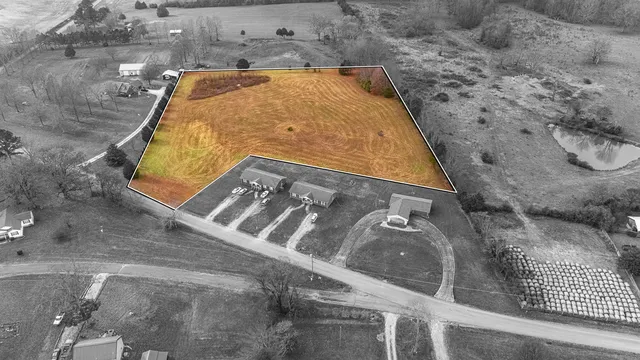 Cowpen Rd, Saint Joseph, TN 38481