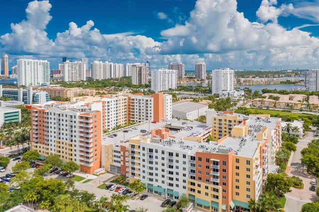18800 NE 29th Ave #923, Aventura, FL 33180