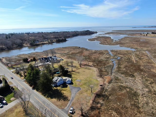 125 Shore Rd, Old Lyme, CT 06371