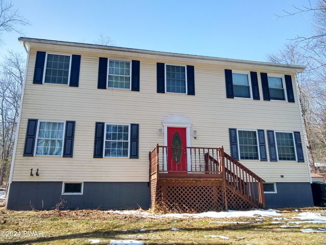 204 Meadow Ridge Acres Rd, Milford, PA 18337