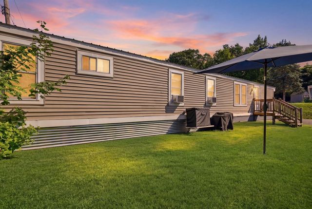 229 Miller St #D-8, Ludlow, MA 01056
