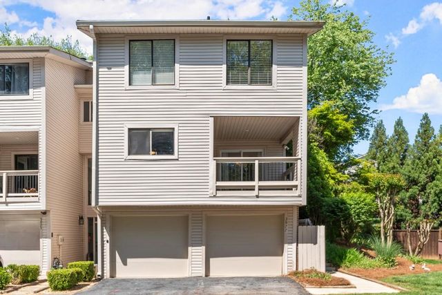 3977 Chantilly Pl, Marietta, GA 30068