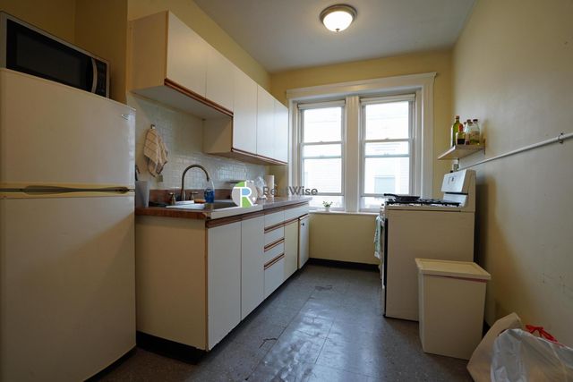 55 Linden St #51-15, Allston, MA 02134