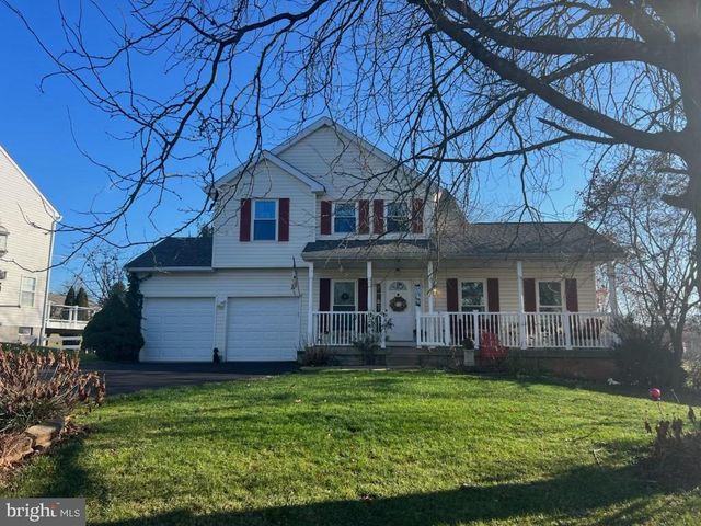 62 Malsby Dr, Royersford, PA 19468