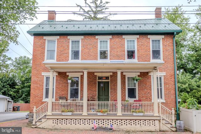 118 E  Main St, Fairfield, PA 17320