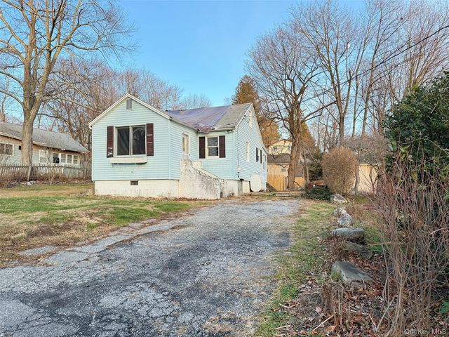 18 Geneva Drive, Kent Lakes, NY 10512