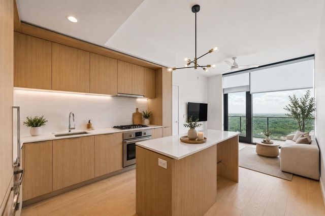 44 East Ave #2108, Austin, TX 78701