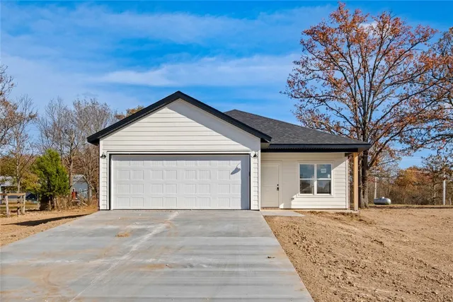 58 Snyder Springs Cir, Watts, OK 74964