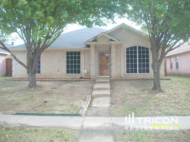 746 Catalina Dr, Lancaster, TX 75146