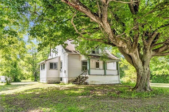 3356 S  Leavitt Rd SW, Warren, OH 44481