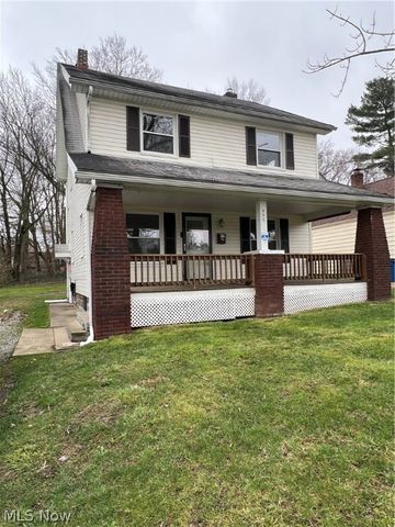 490 Lincoln Ave, Struthers, OH 44471