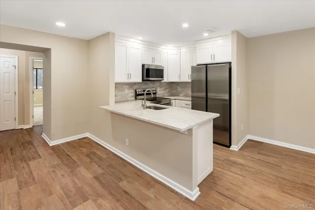 98 Molly Pitcher Lane #I, Yorktown Hgts, NY 10598