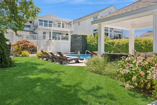 821 W Park Avenue, Long Beach, NY 11561