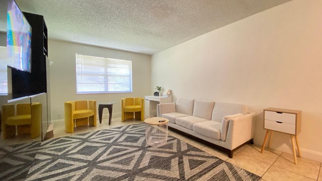 2514 Riverside Dr #2514, Pompano Beach, FL 33065