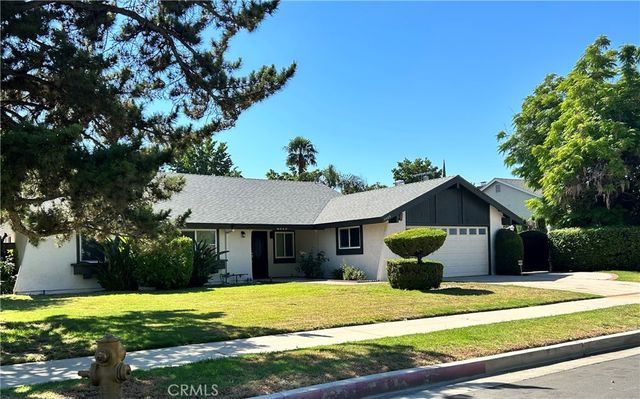 7305 Delco Ave, Winnetka, CA 91306