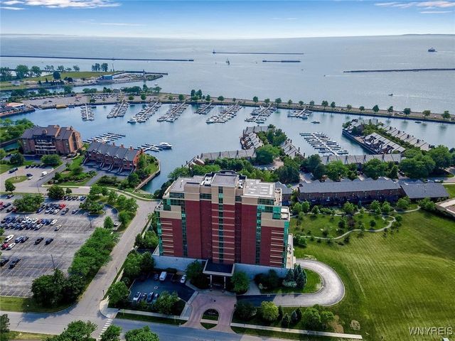 132 Lakefront Blvd #105, Buffalo, NY 14202