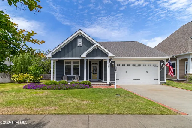 135 Sea Grove Lane, Beaufort, NC 28516