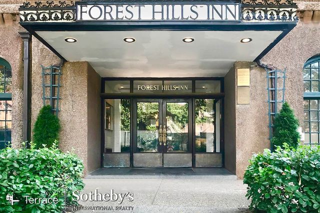 1 Station Sq #409, Forest Hills, NY 11375