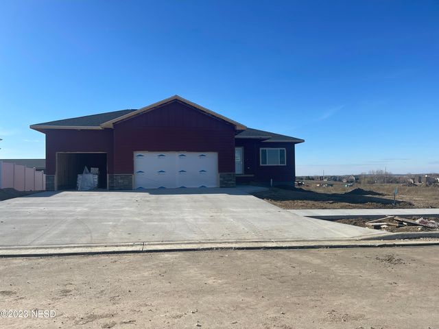 1821 4th St   NW, Watertown, SD 57201