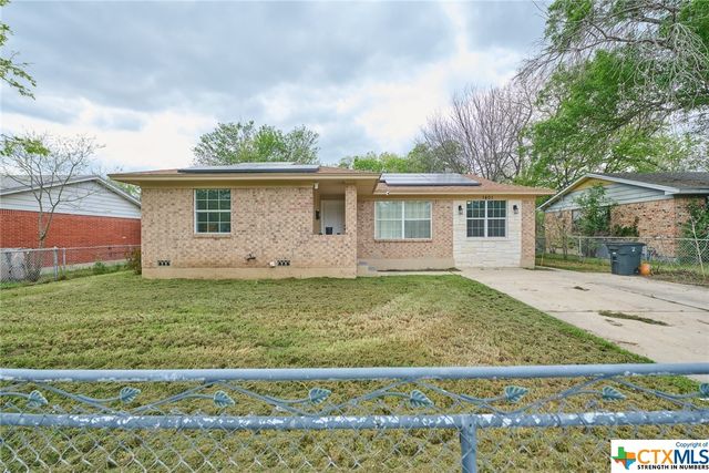 1401 Connell Dr, Killeen, TX 76543