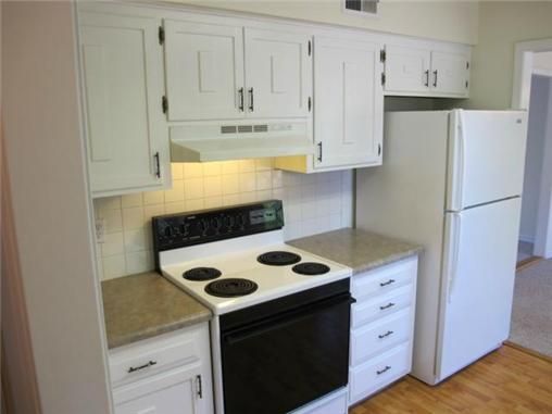 11001 Olive St, Kansas City, MO 64131