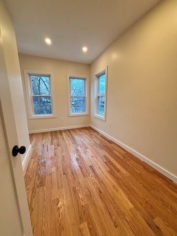 125 Central Ave #3, Chelsea, MA 02150