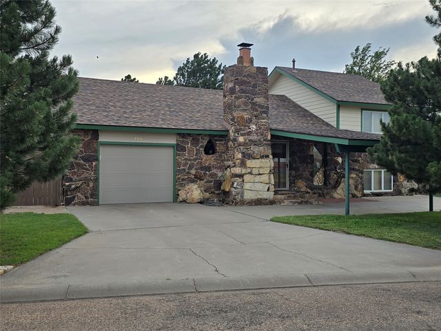 705 S  Cox St, Sublette, KS 67877