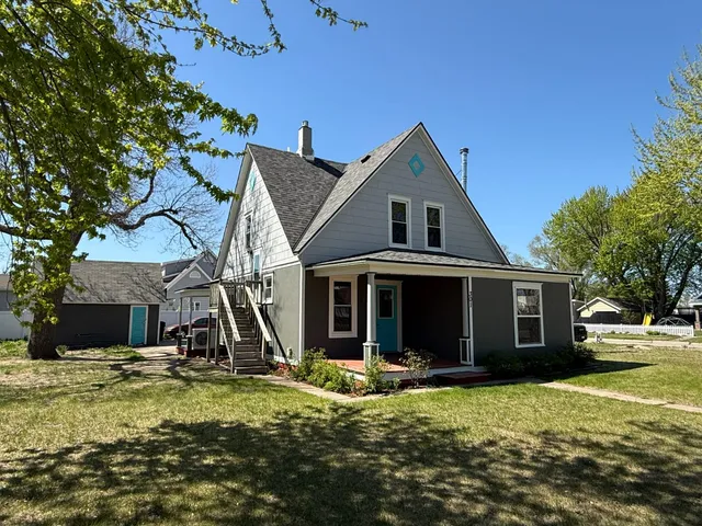 301 E  Pearl St, Atkinson, NE 68713