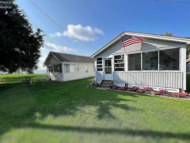 120 Chapman Rd #130, Put In Bay, OH 43456