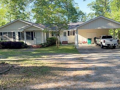 125 W  Lakeview Dr, Milledgeville, GA 31061