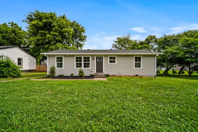 812 Sunrise St, Murfreesboro, TN 37130