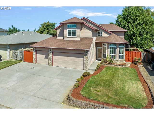 603 SW 27th Way, Troutdale, OR 97060