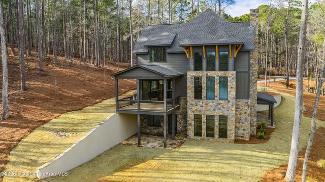 1358 Bywater Rd, Alexander City, AL 35010