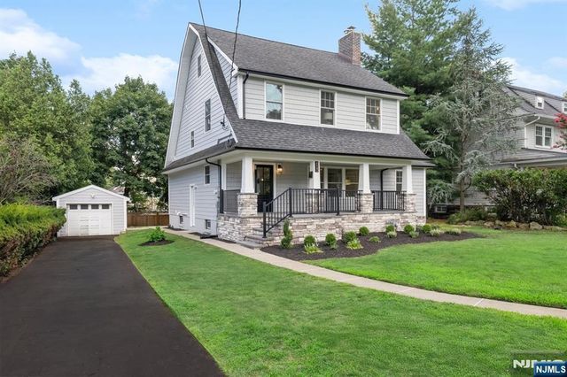 613 Hillcrest Road, Ridgewood, NJ 07450