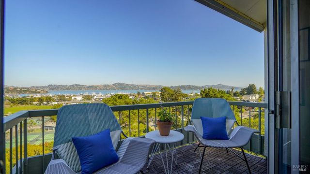 125 Lower Anchorage Rd, Sausalito, CA 94965