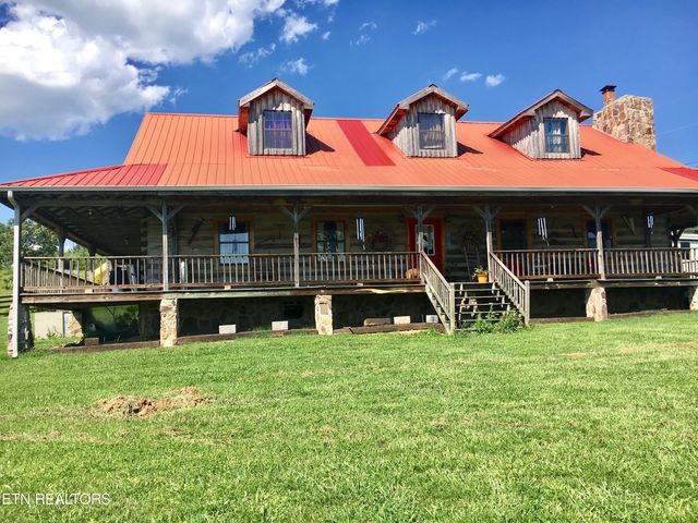 365 Young Ln, Tazewell, TN 37879