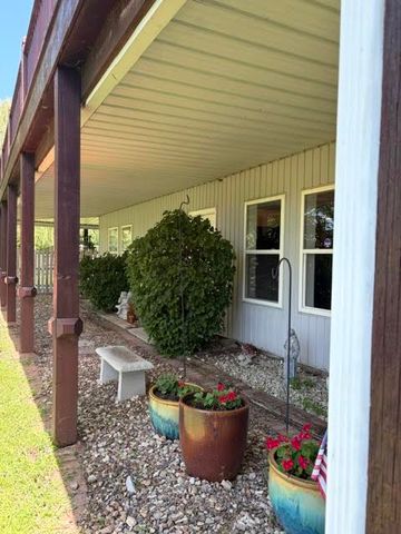 Address Not Disclosed, Kansas City, MO 64164