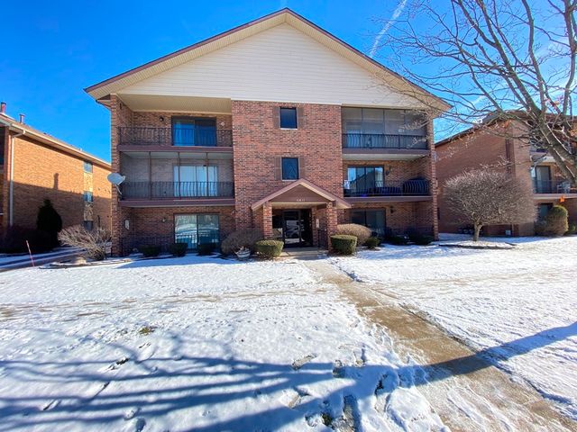 16813 81st Ave #1S, Tinley Park, IL 60477