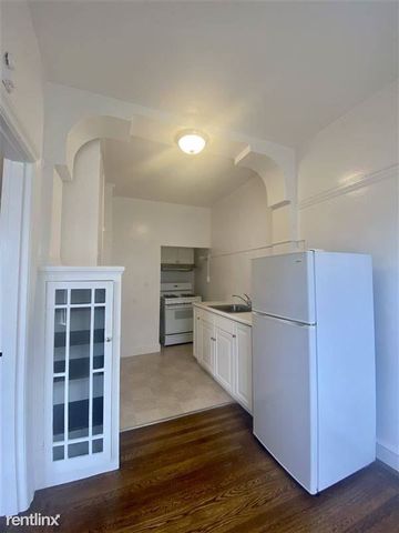 1075 Washington St #9, San Francisco, CA 94108