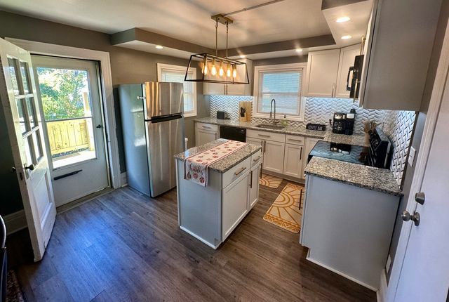 183 Culver Rd #2, Rochester, NY 14607