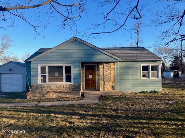 12929 Cimarron Rd, Carthage, MO 64836